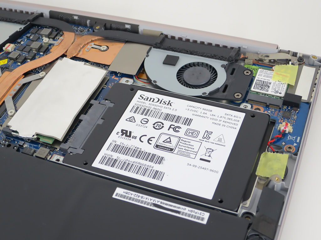 ZENBOOK（UX303UB）分解
