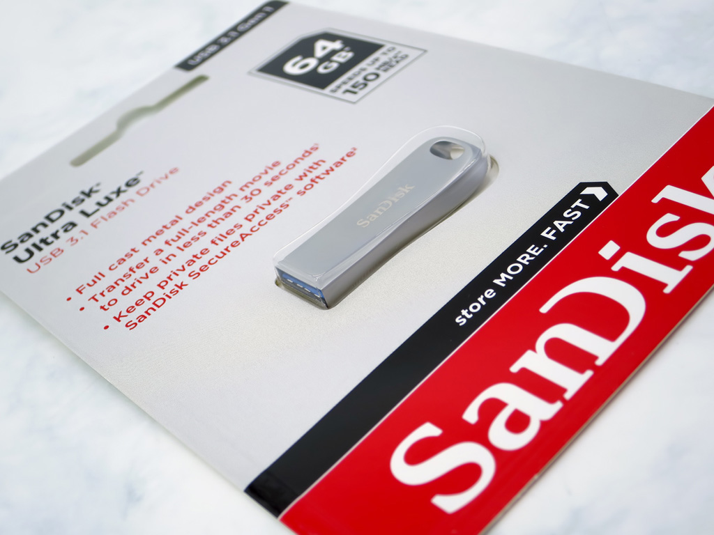 SanDisk Ultra Luxe USB3メモリ
