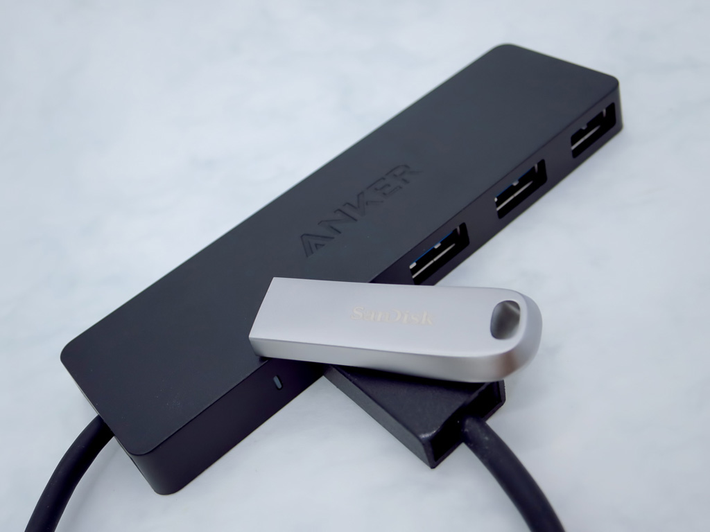 SanDisk Ultra Luxe USB3メモリ