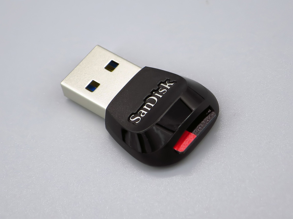 SanDisk Mobile Mate microSDリーダー