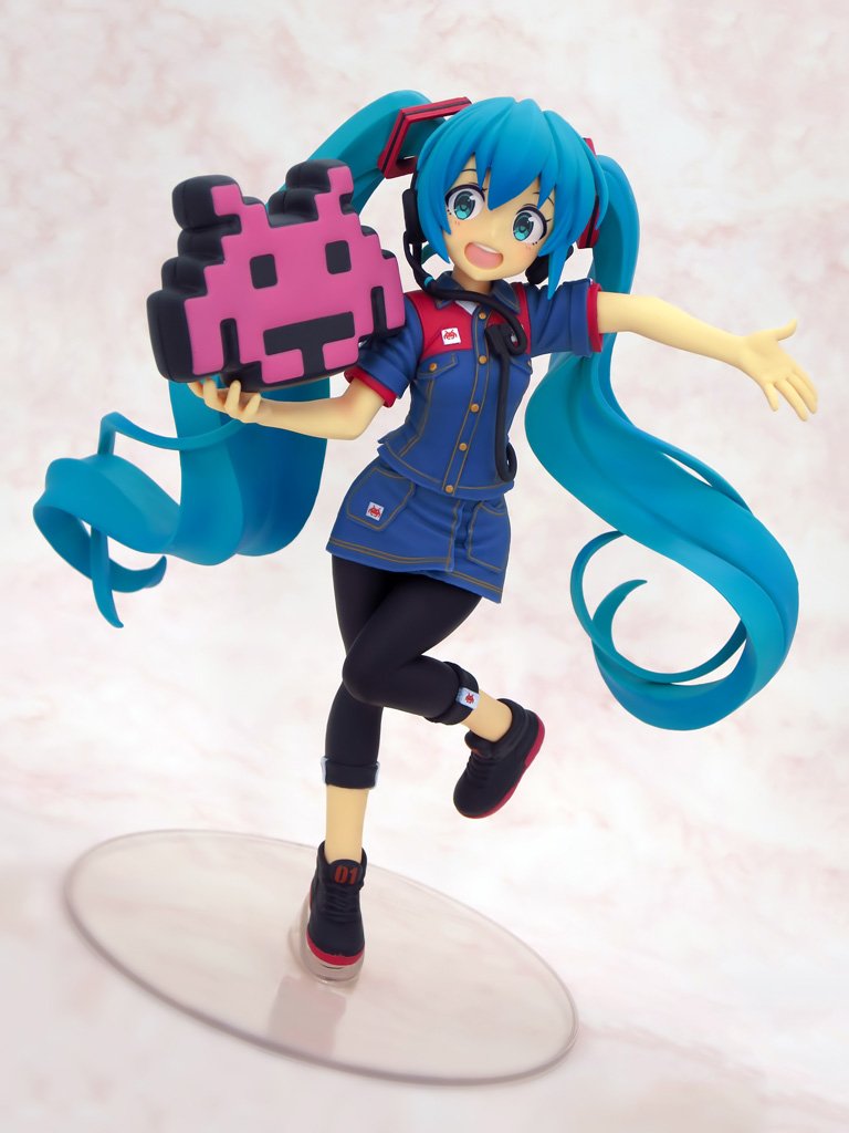 初音ミク×タイトーステーション『初音ミク タイトー制服フィギュア』
