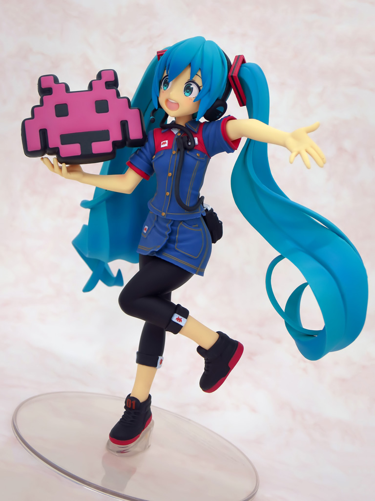 初音ミク×タイトーステーション『初音ミク タイトー制服フィギュア』
