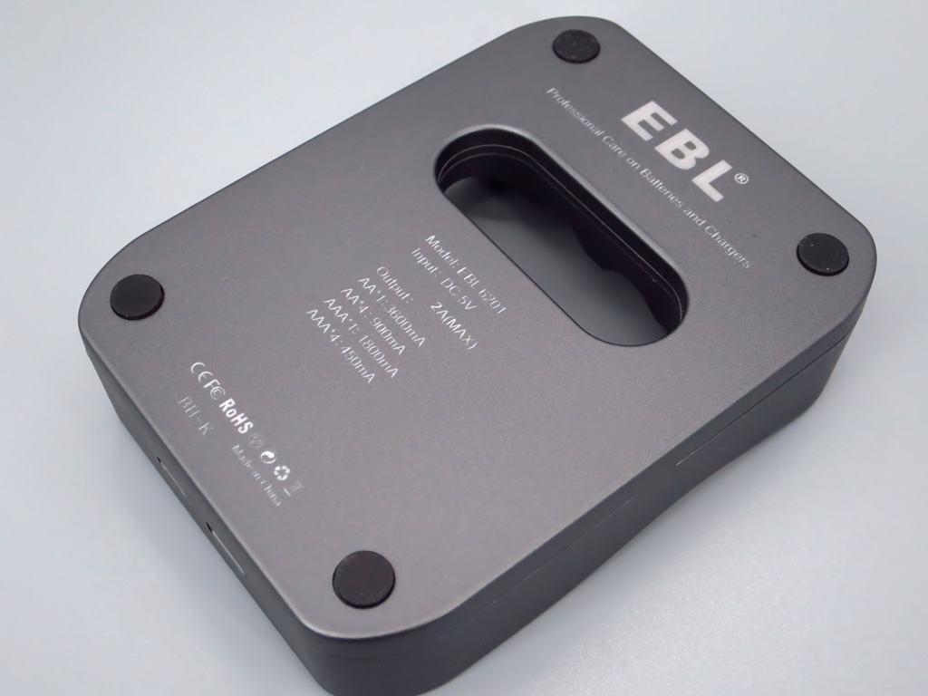 EBL 単3単4充電池用 USB急速充電器 EBL 単3単4充電池用 USB急速充電器