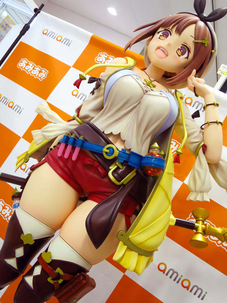 ライザのアトリエ 《ライザリン・シュタウト》 等身大フィギュア