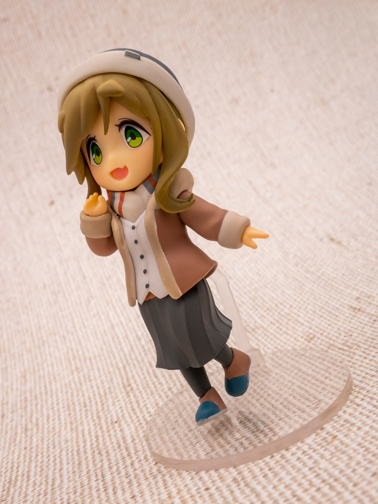 レビュー】ゆるキャン《あおい》のミニフィギュアが癒しカワイイ件