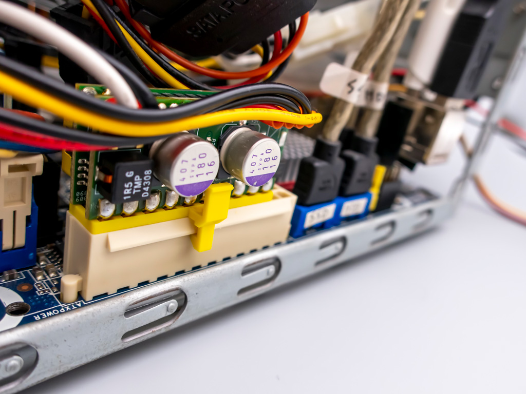 ミニITX電源 picoPSU
