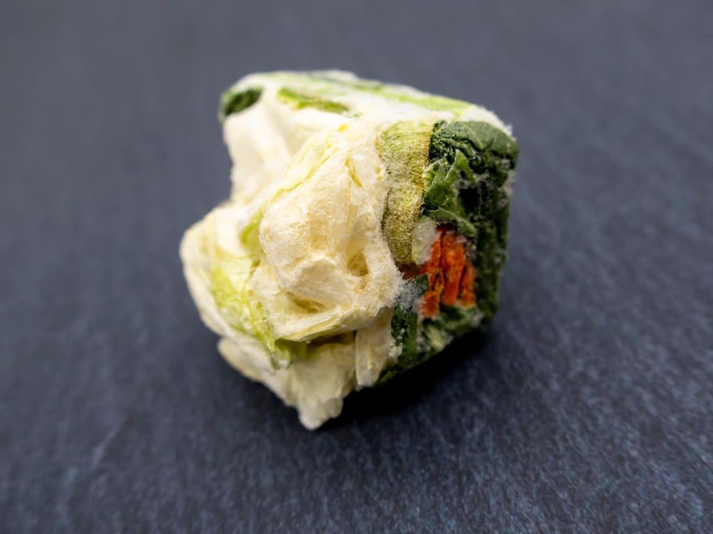 マルコメ 即席味噌汁 料亭の味 たっぷり野菜みそ汁