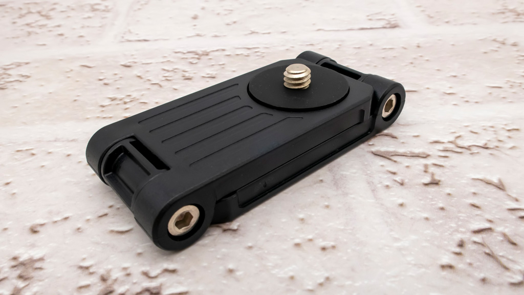 超ローアングル撮影 Z型雲台三脚