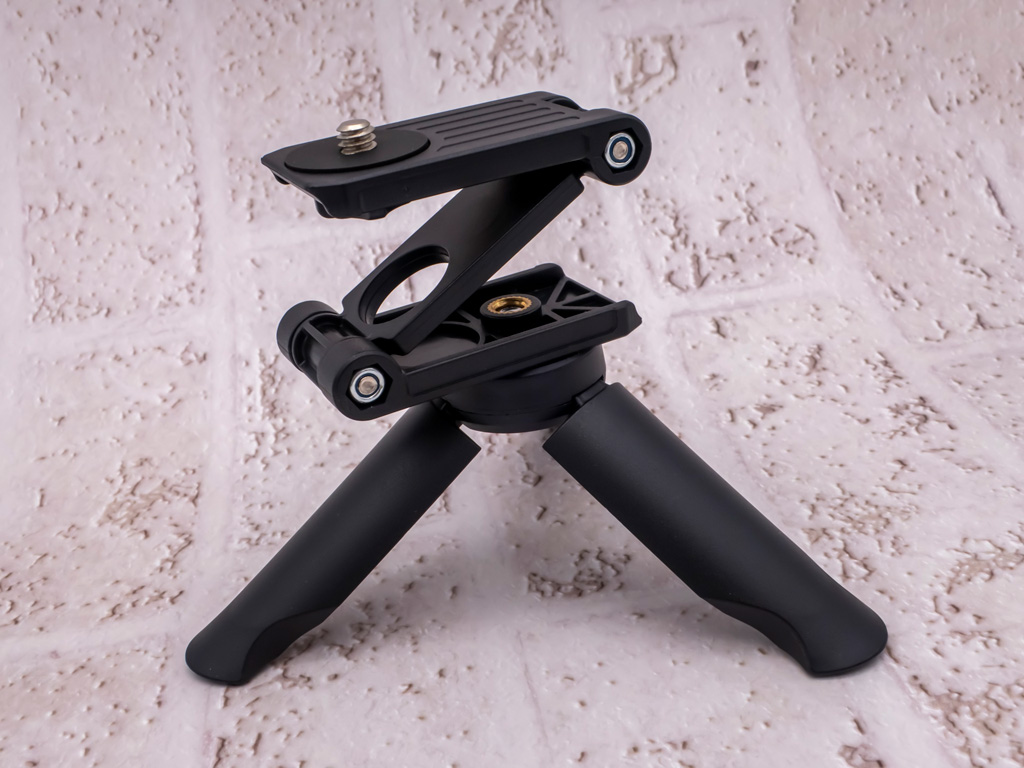 超ローアングル撮影 Z型雲台三脚