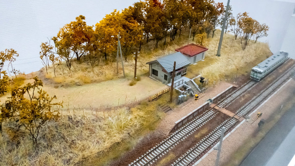 Nゲージ 鉄道模型モジュールLAYOUT AWARD 2023 「秘境駅姫川の秋」佐藤英也氏