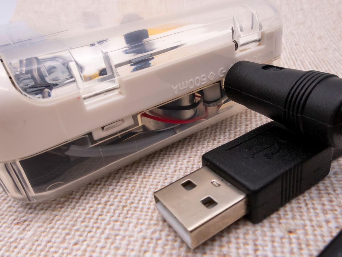 カセットテープ USB MP3 変換プレーヤー CASSETTE TO MP3 CONVERTER