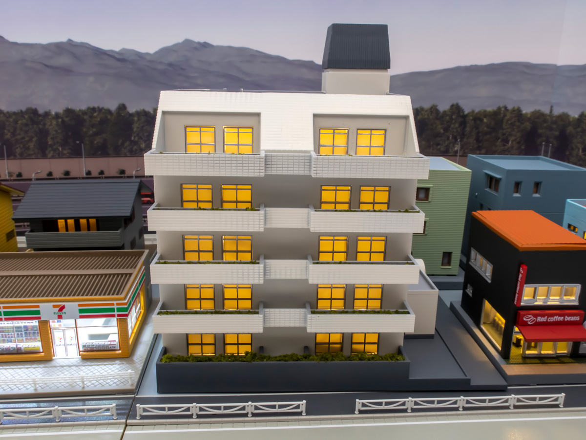 Nゲージ】TOMIXマンションの塗装を終えたので電飾化しました！ - かわ