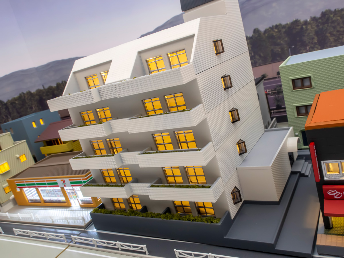 Nゲージ】TOMIXマンションの塗装を終えたので電飾化しました！ - かわ