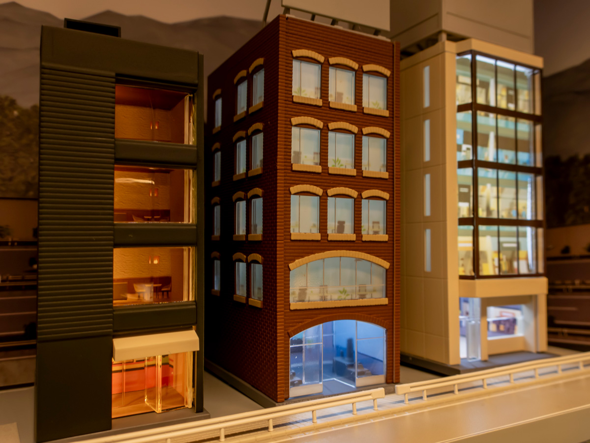 Nゲージ TOMIX 商業ビル ABC 塗装 電飾