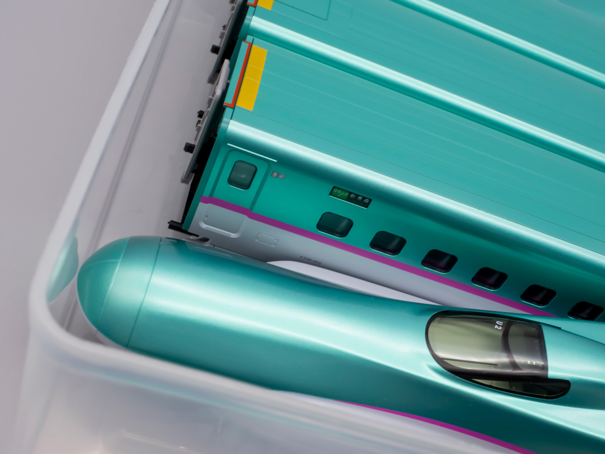 HOゲージ KATO E5系 新幹線 はやぶさ 収納ケース