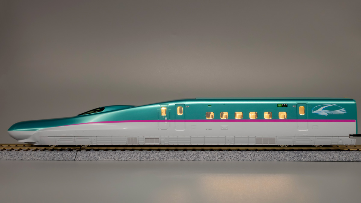 HOゲージ】新幹線「はやぶさ」に自作の室内灯を搭載してみた。 - かわ
