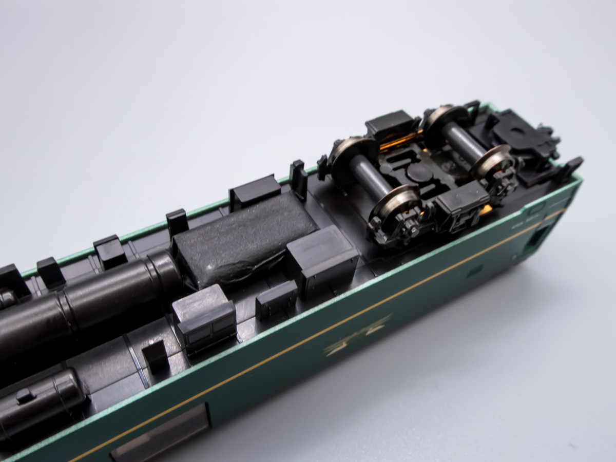 Nゲージの車両重量を増やして室内灯のちら付きを抑える