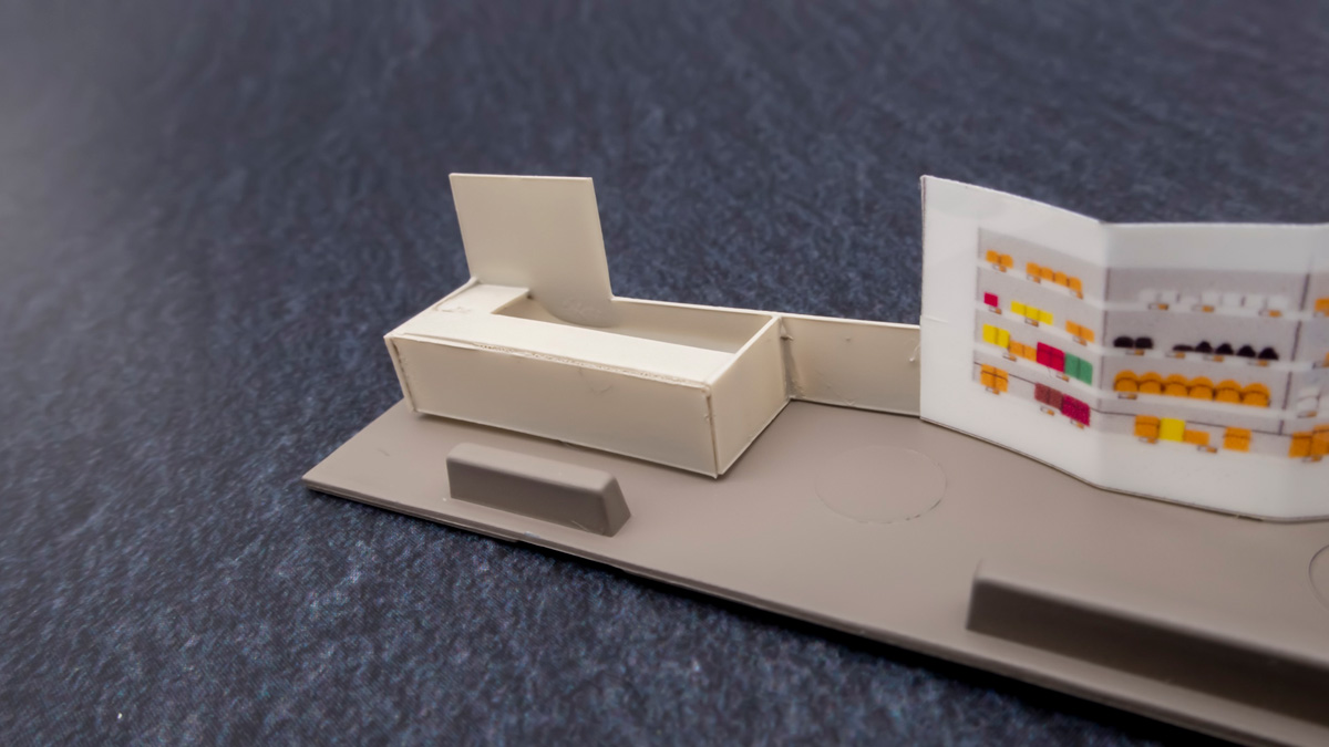 Nゲージ KATO 近郊形ホーム店舗 内装と塗装