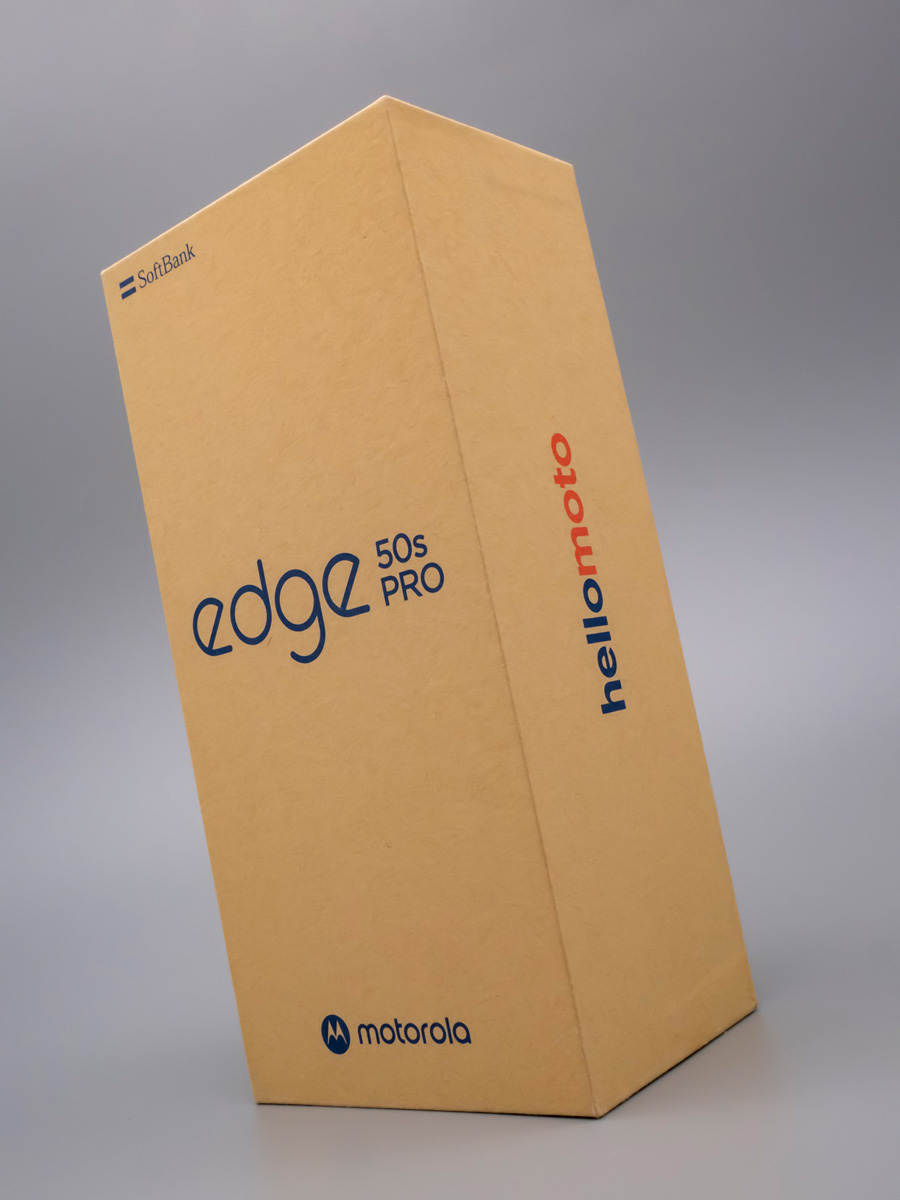 Motorola Edge 50s Pro 紙箱