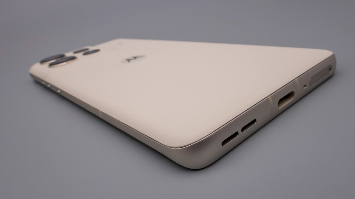 Motorola Edge 50s Pro 外観