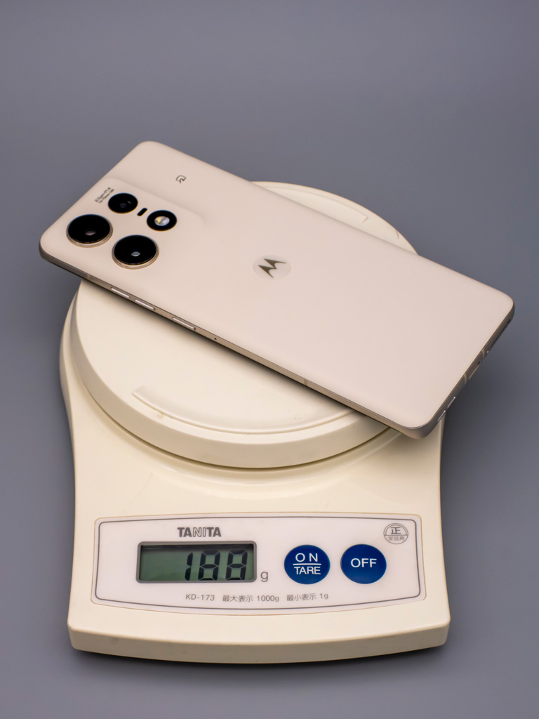 Motorola Edge 50s Pro 重量