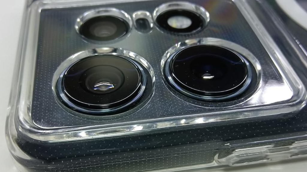 Casesmo製「Motorola Edge 50 Pro」TPUケース