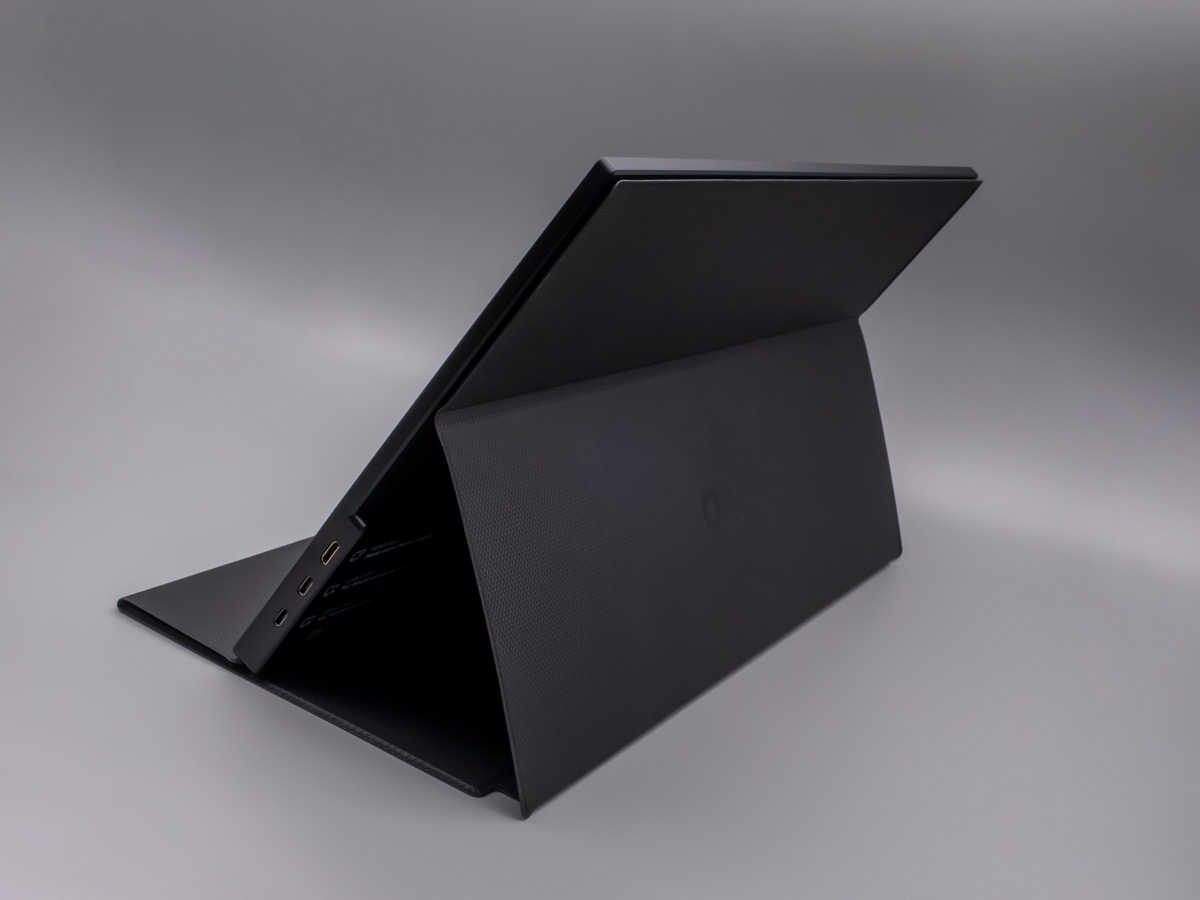 レビュー】Ingnok製18.5インチのモバイルモニターに買い替え。カバー