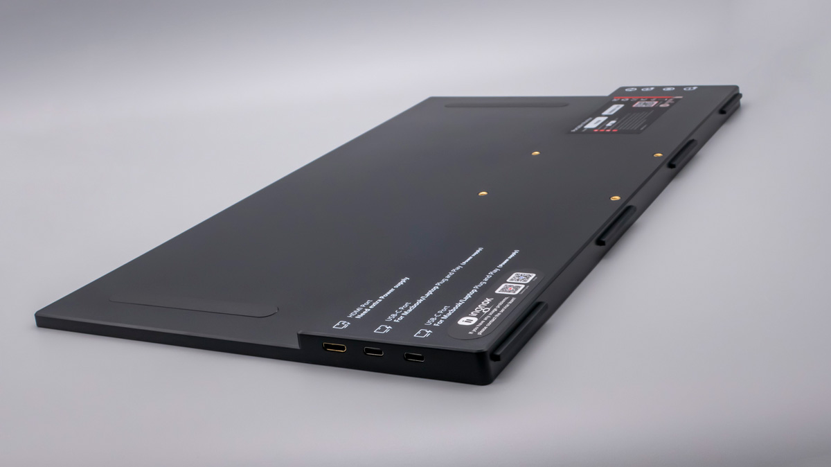 レビュー】Ingnok製18.5インチのモバイルモニターに買い替え。カバー