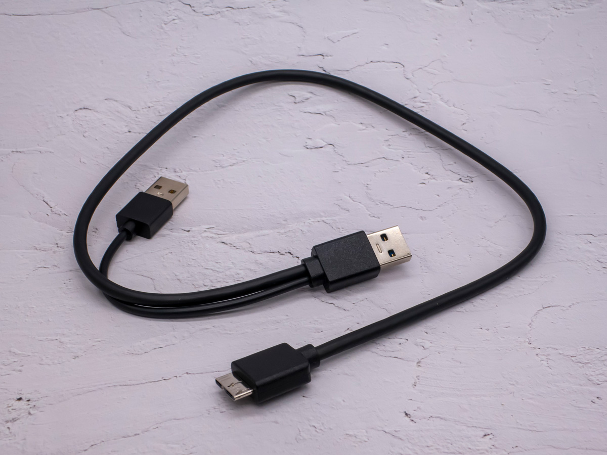 USB3 Y字 microBケーブル