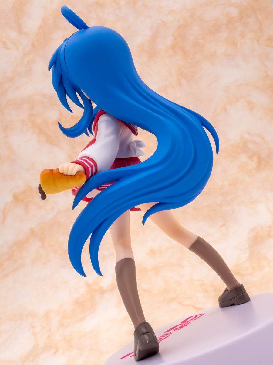 らき☆すた「泉こなた」のプライズフィギュアがフリューから出たので