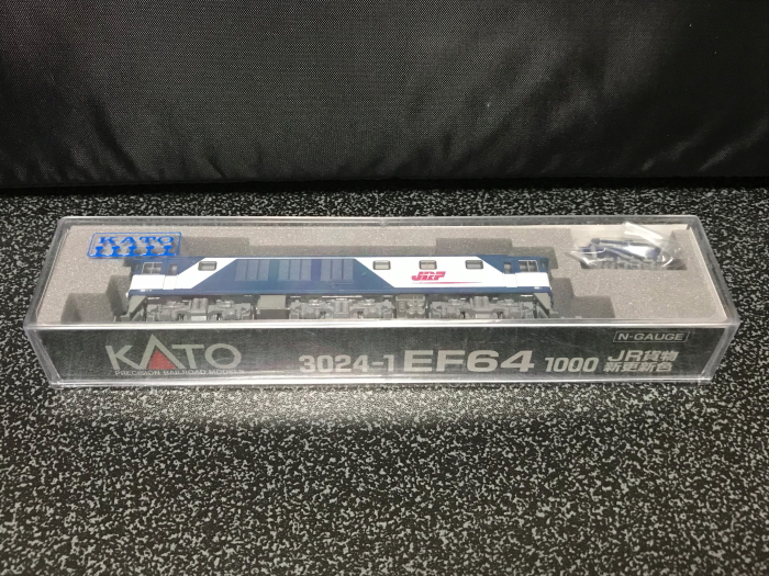 KATO EF64 1000番台更新色を買ってみた - 川崎鶴見鉄道録