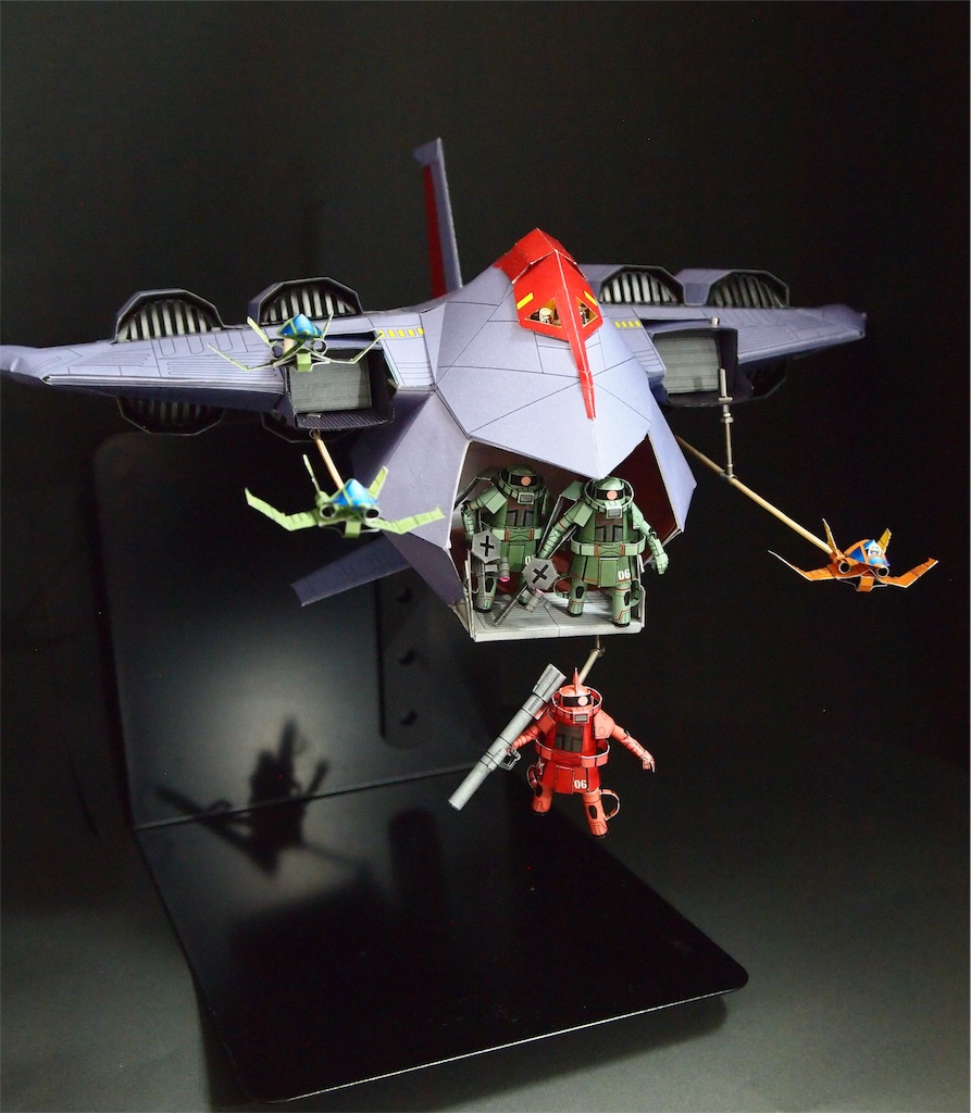紙で作ったガウ攻撃空母 紙で小さいザクを作るブログ