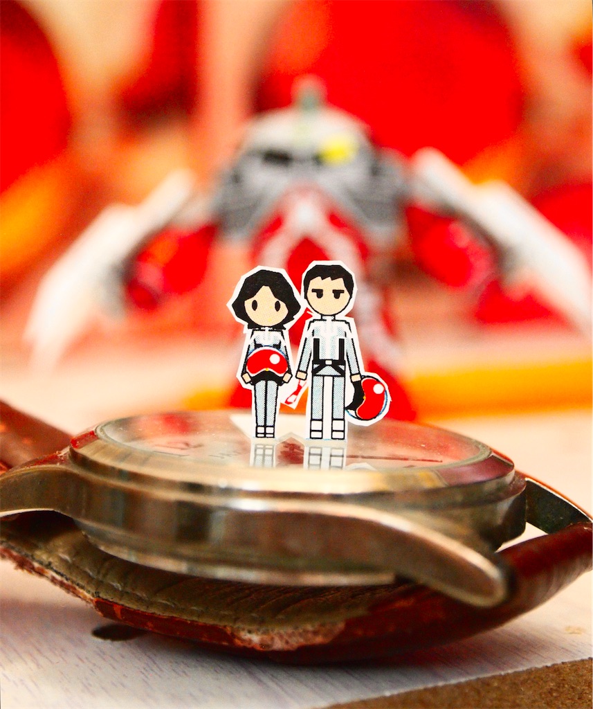 ウルトラセブンっぽいラムズゴック - 紙で小さいザクを作るブログ