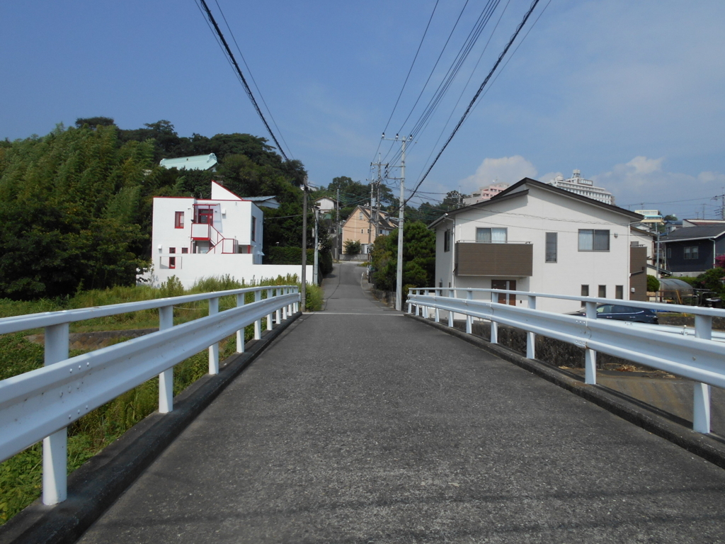 f:id:kaz-mt-wisteria:20180826005639j:plain f:id:kaz-mt-wisteria:20180826005639j:plain