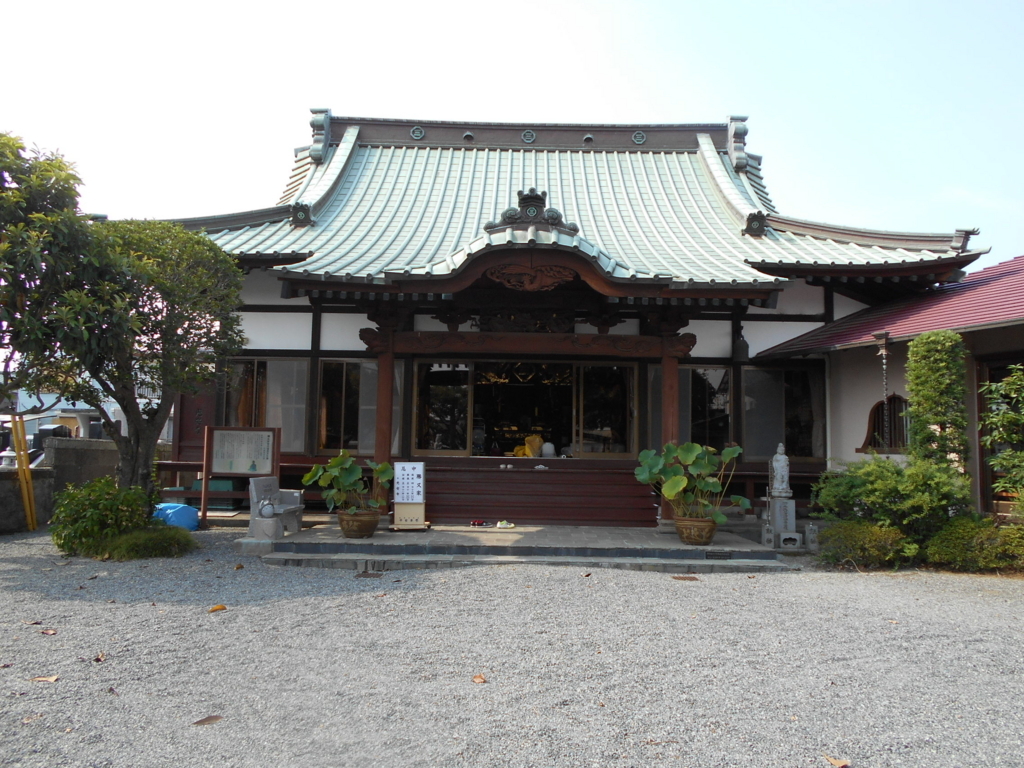 f:id:kaz-mt-wisteria:20180826010845j:plain f:id:kaz-mt-wisteria:20180826010845j:plain