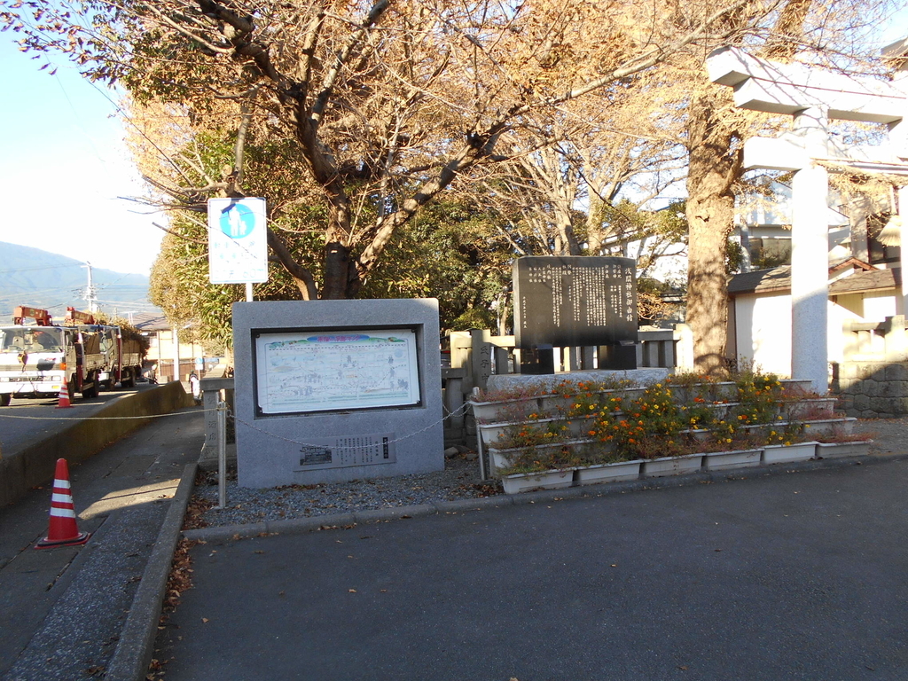 f:id:kaz-mt-wisteria:20181014151452j:plain f:id:kaz-mt-wisteria:20181014151452j:plain