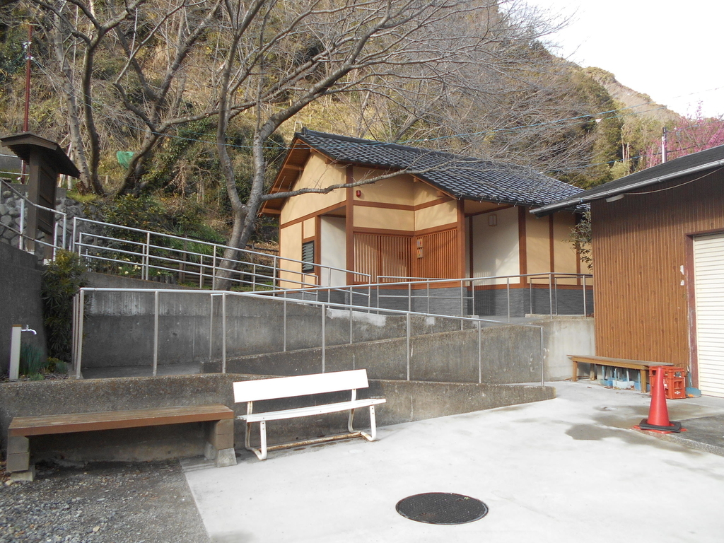 f:id:kaz-mt-wisteria:20190219001135j:plain f:id:kaz-mt-wisteria:20190219001135j:plain