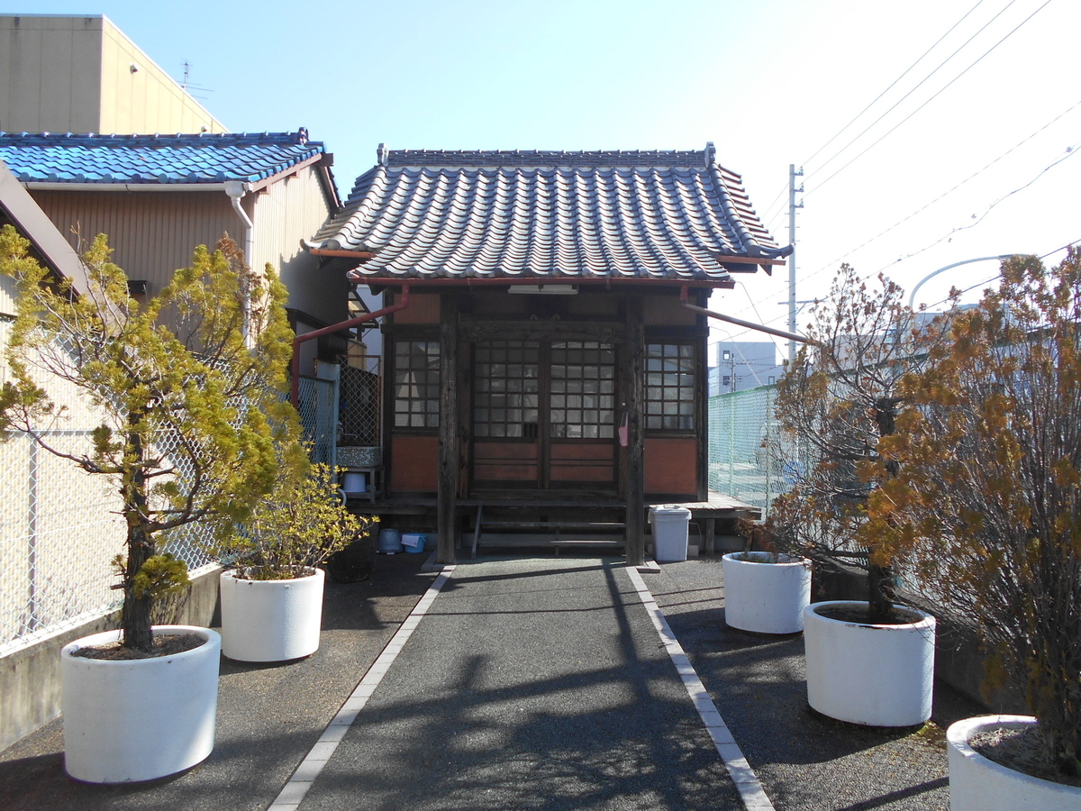 f:id:kaz-mt-wisteria:20200224124815j:plain f:id:kaz-mt-wisteria:20200224124815j:plain