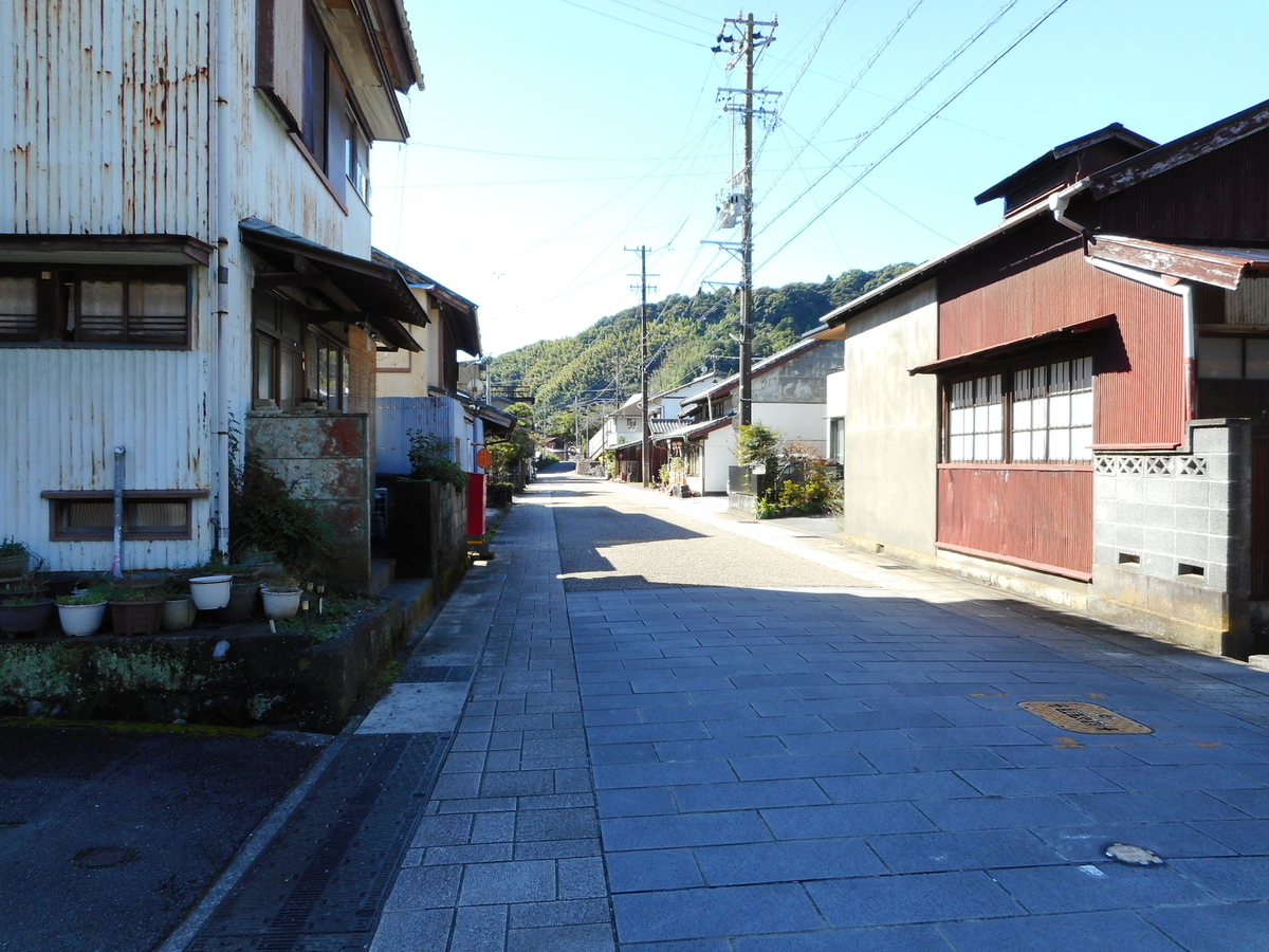 f:id:kaz-mt-wisteria:20201108163950j:plain f:id:kaz-mt-wisteria:20201108163950j:plain