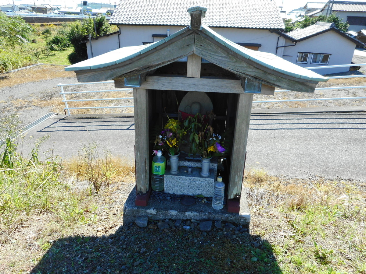 f:id:kaz-mt-wisteria:20201114220852j:plain f:id:kaz-mt-wisteria:20201114220852j:plain