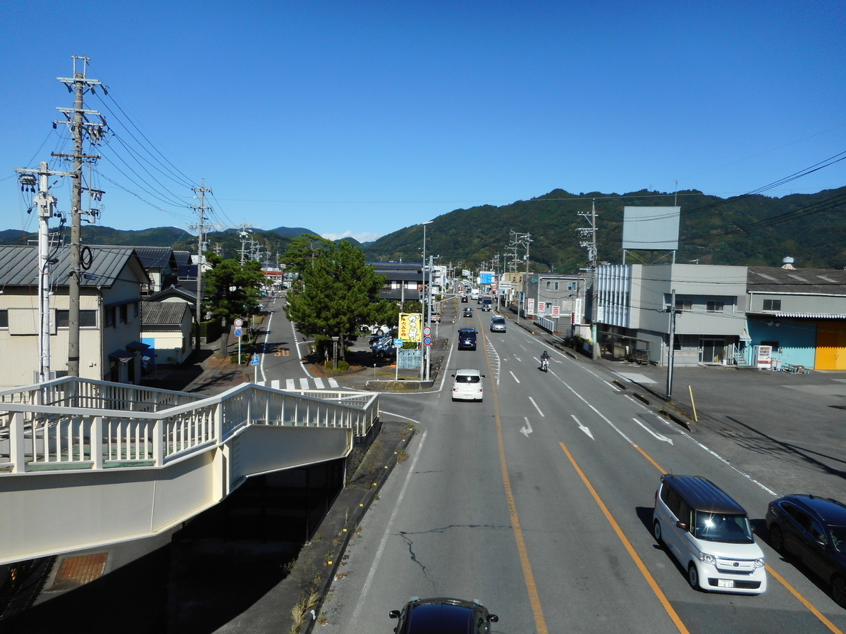 f:id:kaz-mt-wisteria:20201114234812j:plain f:id:kaz-mt-wisteria:20201114234812j:plain