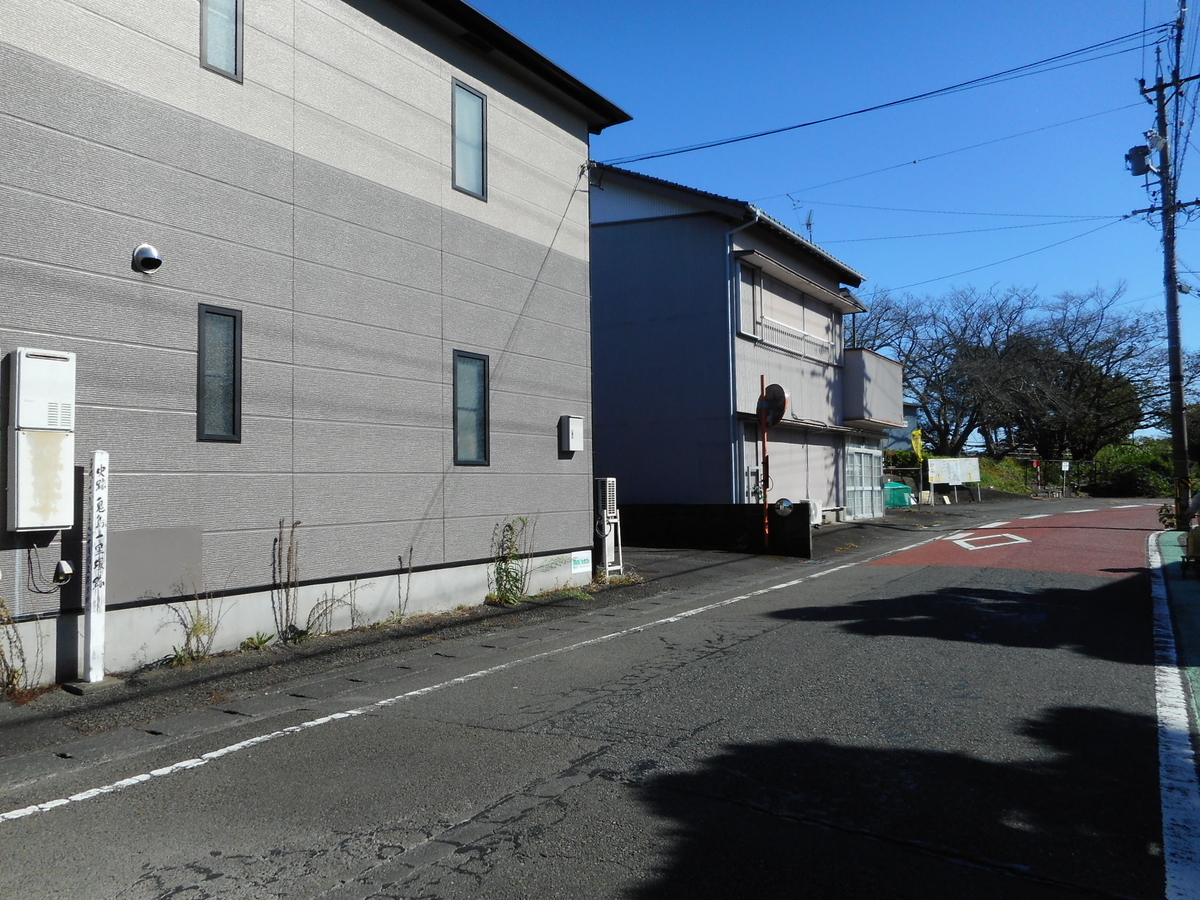f:id:kaz-mt-wisteria:20201115000517j:plain f:id:kaz-mt-wisteria:20201115000517j:plain
