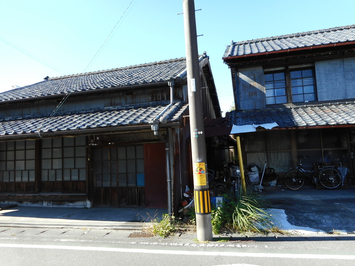 f:id:kaz-mt-wisteria:20201115001509j:plain f:id:kaz-mt-wisteria:20201115001509j:plain