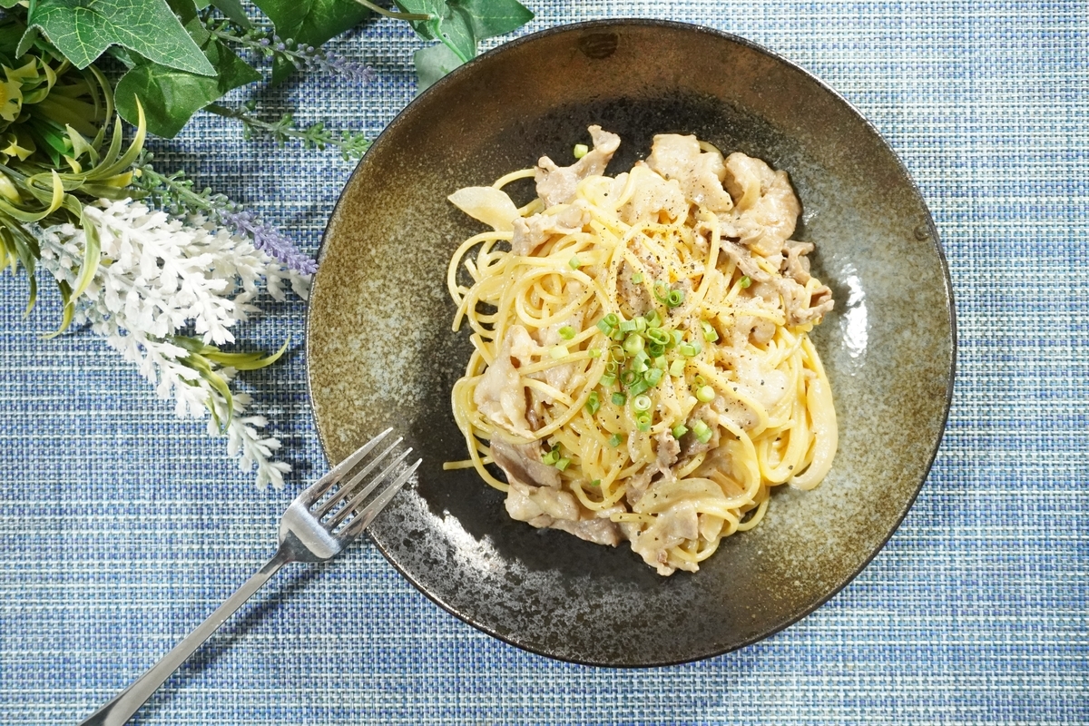 豚肉と玉ねぎの味噌マヨパスタの作り方・レシピ