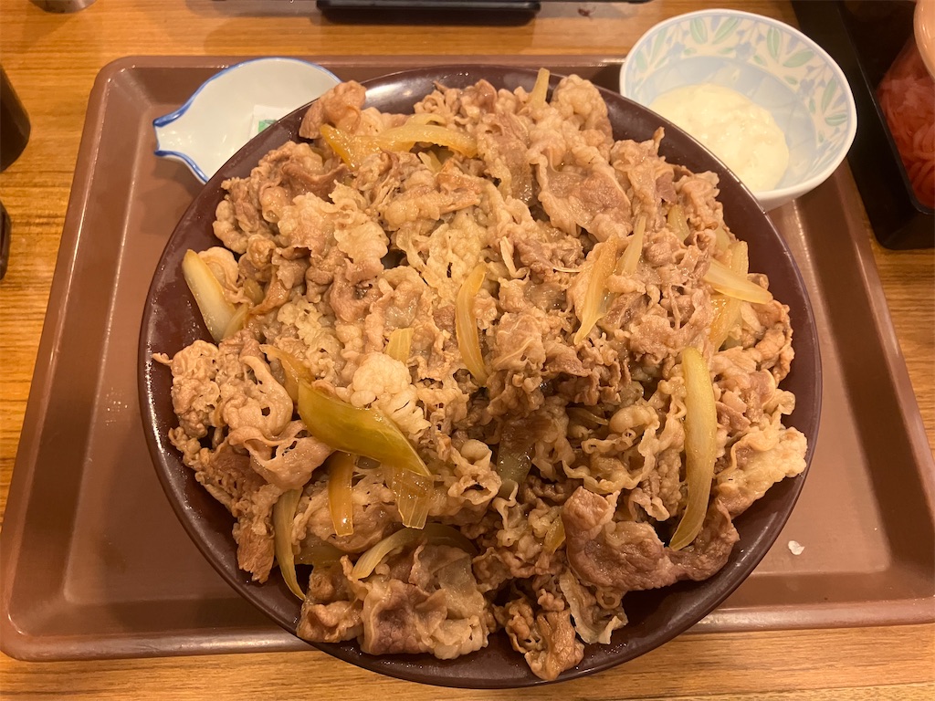 デカ盛り】すき家 相模大野駅南口店〜わさび山かけ牛丼 キング／1.2