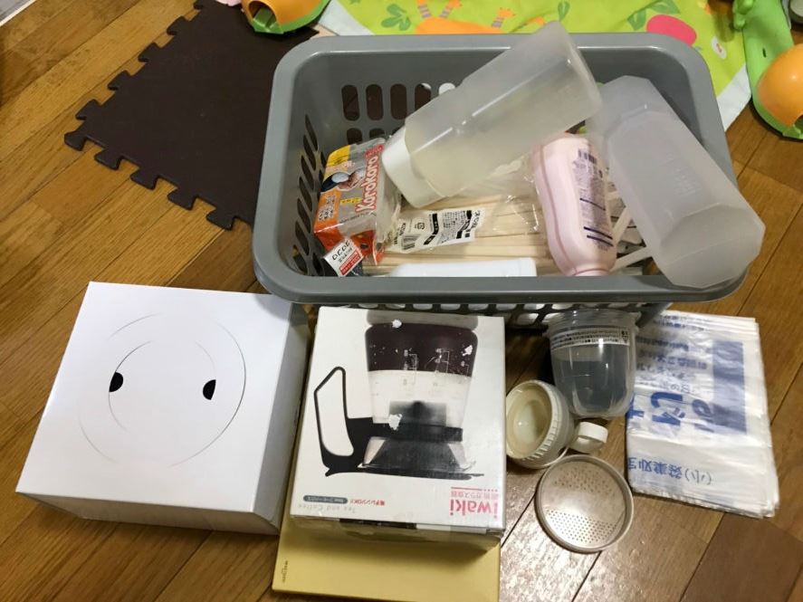 キッチン下に潜む魔モノたちが放つ異臭を断捨離する秘訣は 捨てまくること 子育て世代のシンプルライフブログ