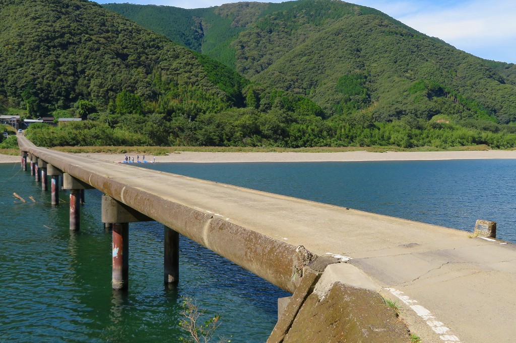 四万十川沈下橋画像 _ 四万十川 よく沈む橋 , 佐田沈下橋 – JRWP