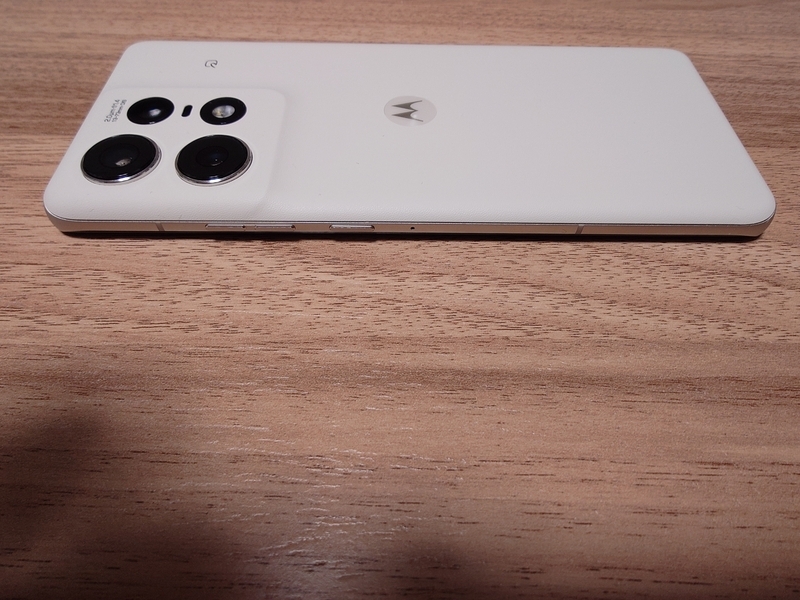 神ジューデン？！高コスパ？！なmotorola edge 50s proを入手してみた