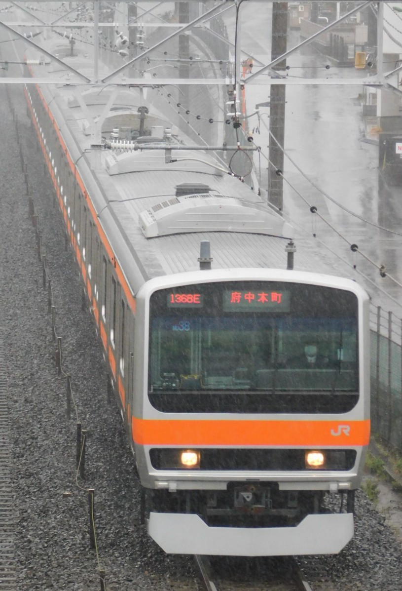 激しい雨の中を走る武蔵野線E231系 - kazuhiko19680908's blog