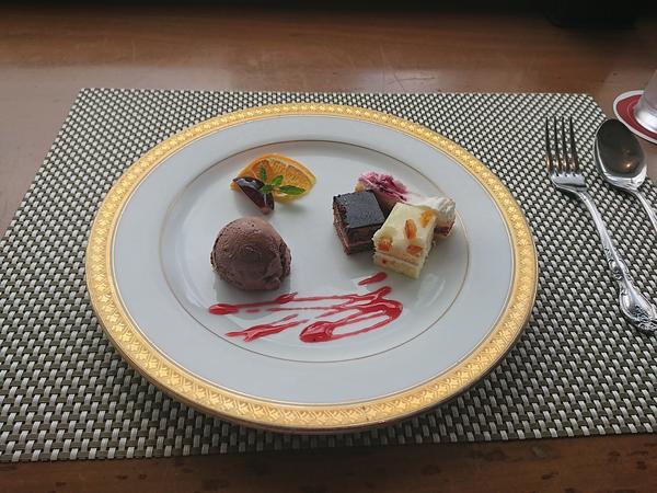 ワシントンホテル桜木町ランチ